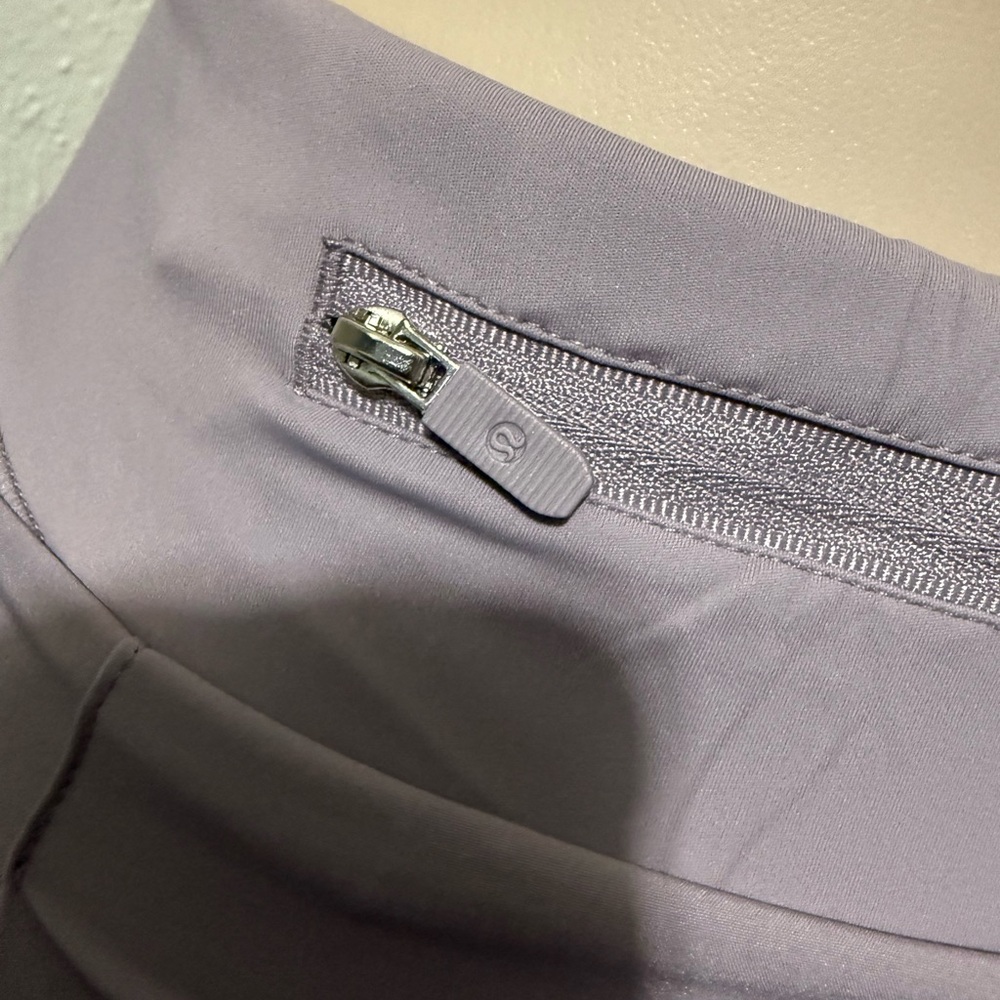 Lulumelon skirt size 6 new purple lilac color - Picture 4 of 7